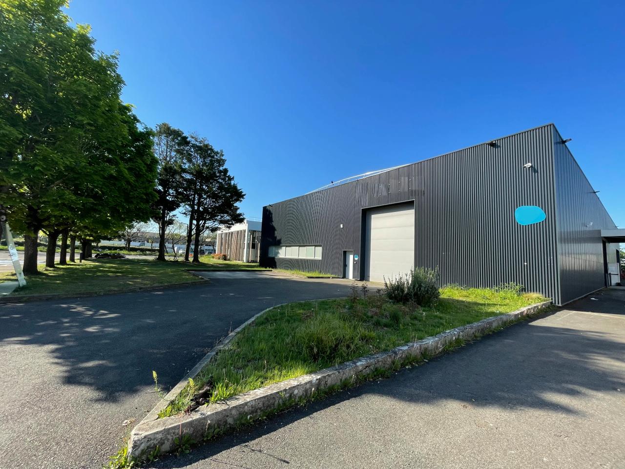Local d'activité Saint-Ouen-l'Aumône 2250m² Location local d'activité Saint-Ouen-l'Aumône Val-d'Oise OLACT2531916 1